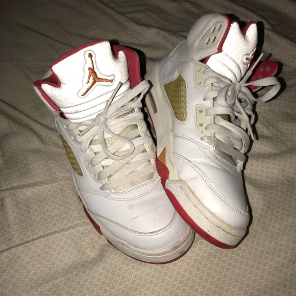 jordan shoes on feet